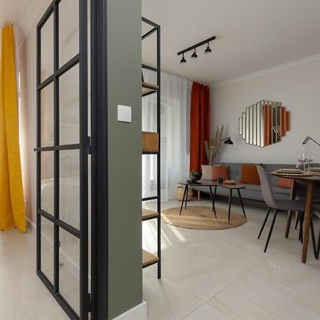 Lakeview Apartment Kapelanow Armii Krajowej By Noclegi Renters Varšava Exteriér fotografie