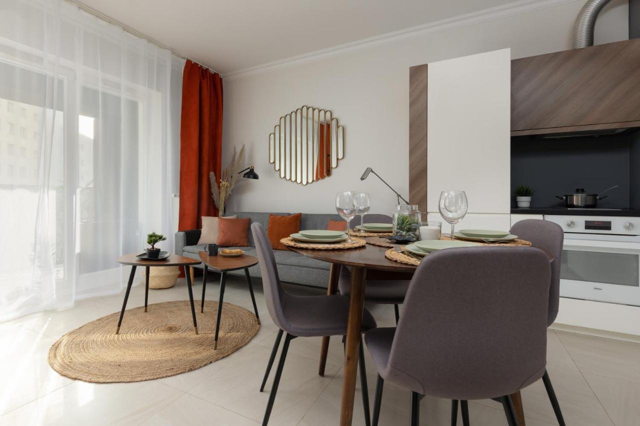Lakeview Apartment Kapelanow Armii Krajowej By Noclegi Renters Varšava Exteriér fotografie